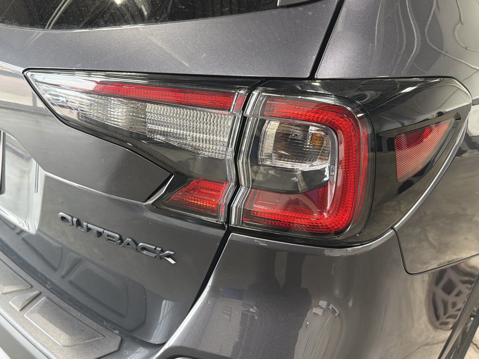 Certified 2025 Subaru Outback Onyx Edition AWD/4WD image 17