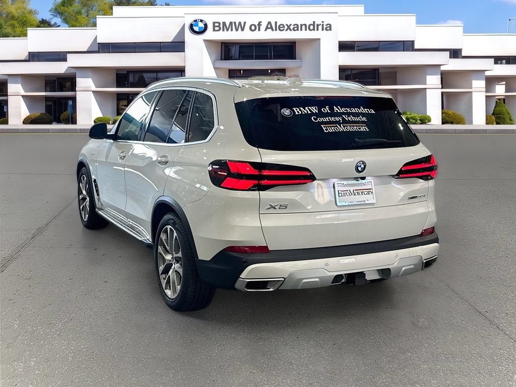 Used 2026 BMW X5 xDrive50e w/ Executive Package AWD/4WD image 7