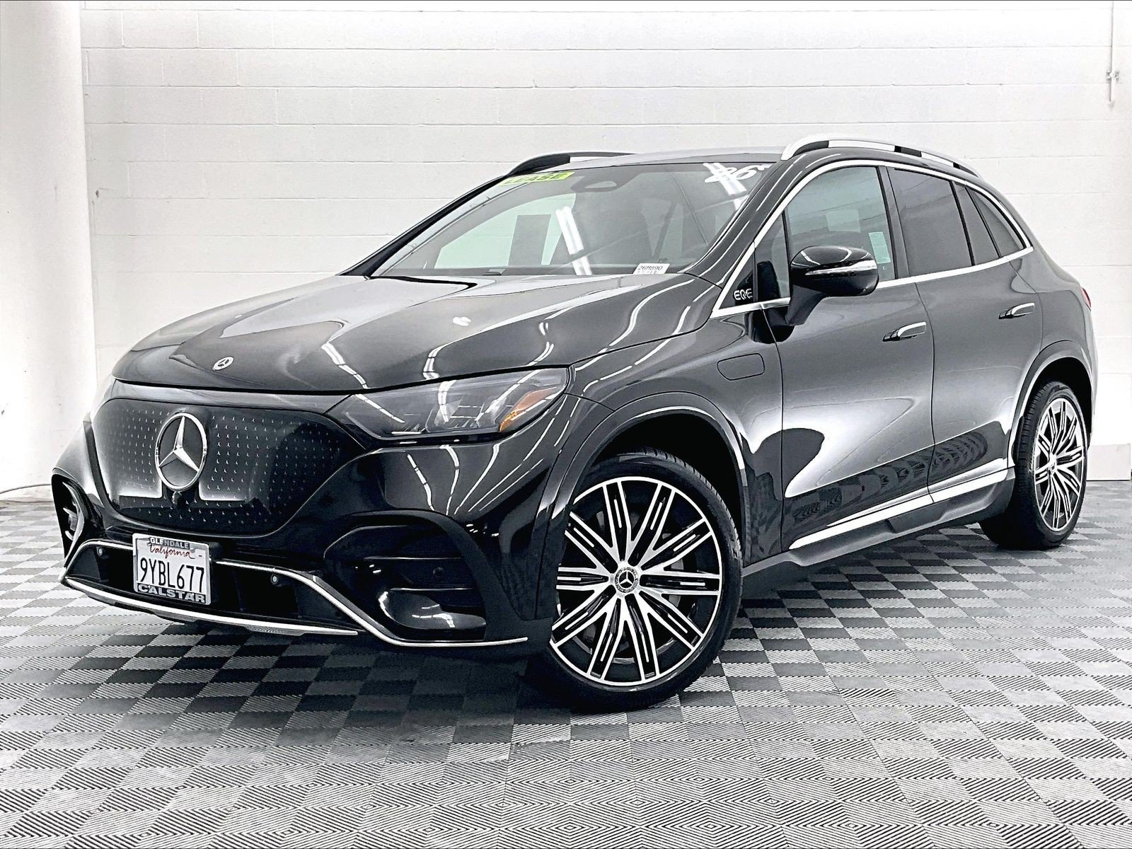 Used 2026 Mercedes-Benz EQE 320 4MATIC SUV image 13