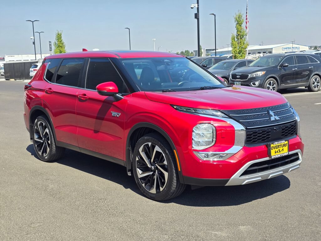 Used 2023 Mitsubishi Outlander 4WD Plug-In Hybrid image 8