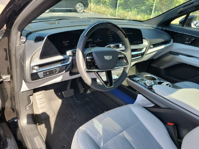 Certified 2024 Cadillac Lyriq Sport AWD/4WD image 26