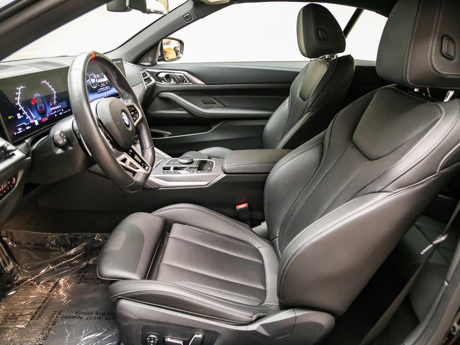 Used 2026 BMW M440i Convertible w/ Premium Package RWD image 19