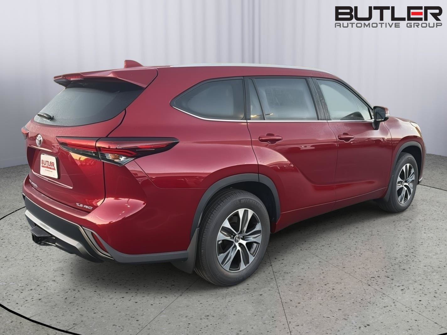 New 2026 Toyota Highlander XLE AWD/4WD image 6