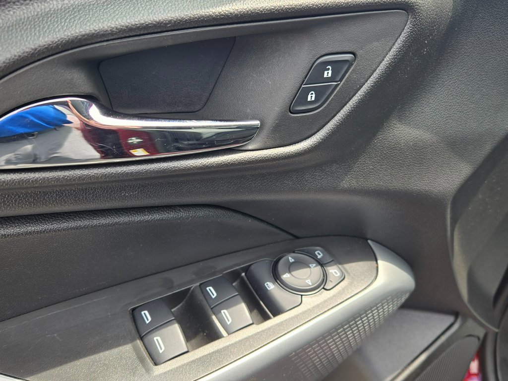 Used 2024 Chevrolet Trax LS image 24