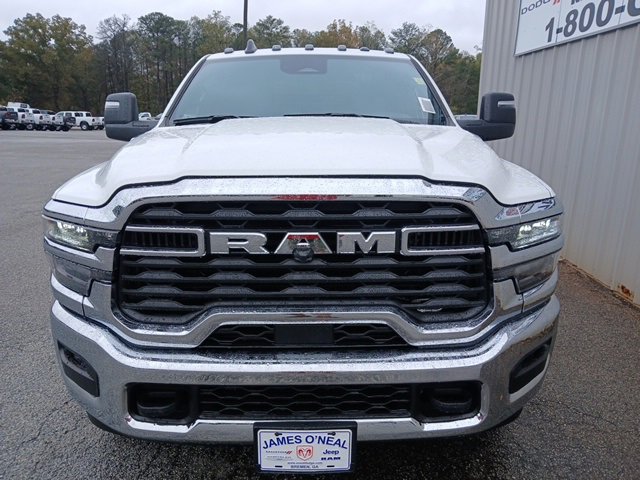 New 2026 RAM 3500 Tradesman w/ Chrome Appearance Group image 15