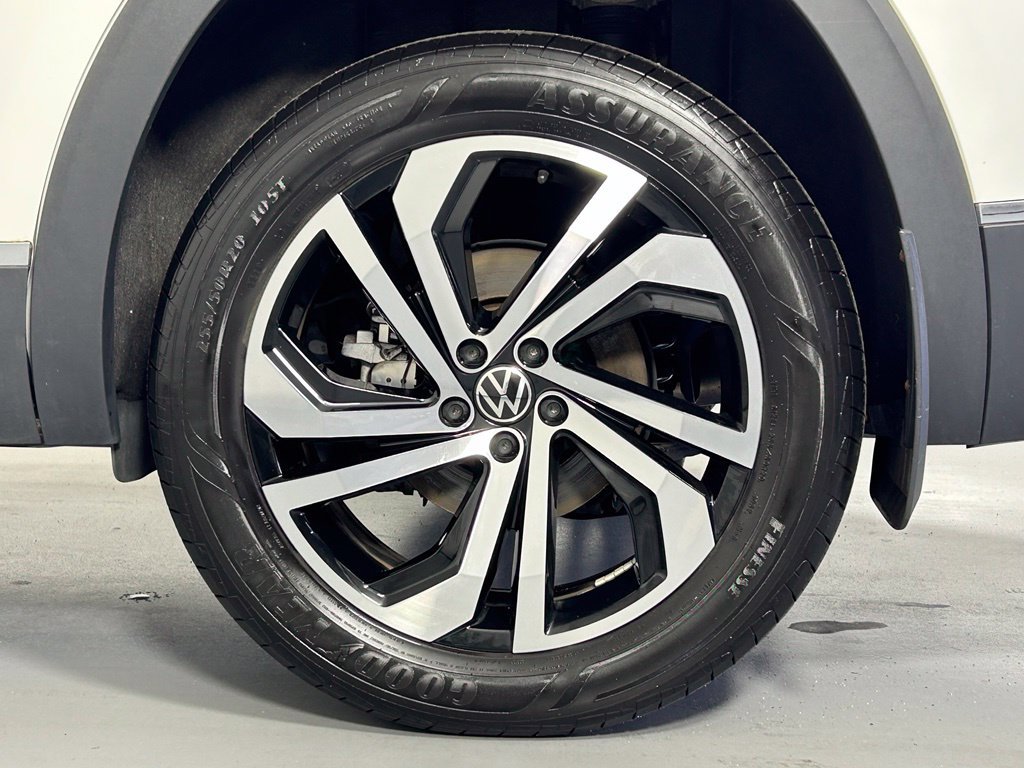Used 2023 Volkswagen Atlas SEL AWD/4WD image 42