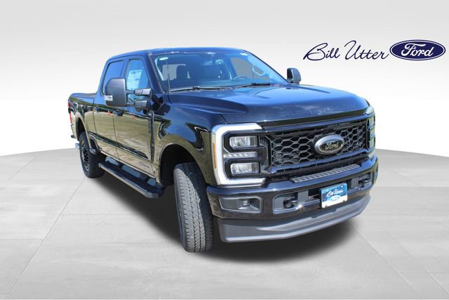New 2026 Ford F250 XLT w/ XLT Premium Package AWD/4WD video 2