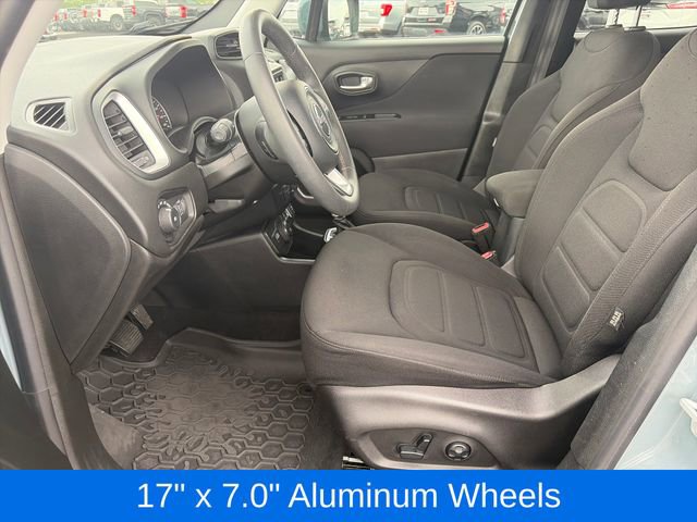 Used 2018 Jeep Renegade Latitude w/ Popular Equipment Group image 15