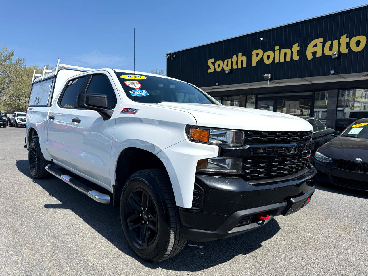 Used 2019 Chevrolet Silverado 1500 Custom Trail Boss image 2