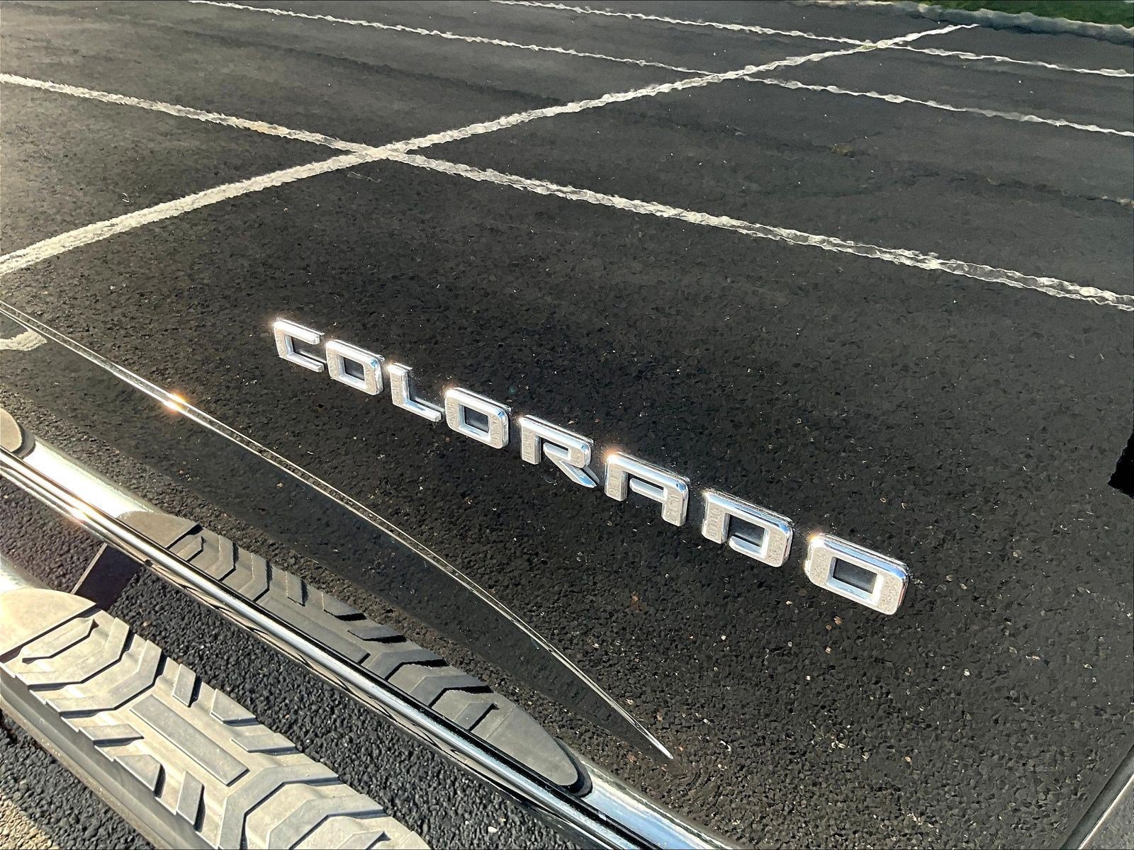 Used 2022 Chevrolet Colorado W/T w/ Custom Special Edition RWD image 29