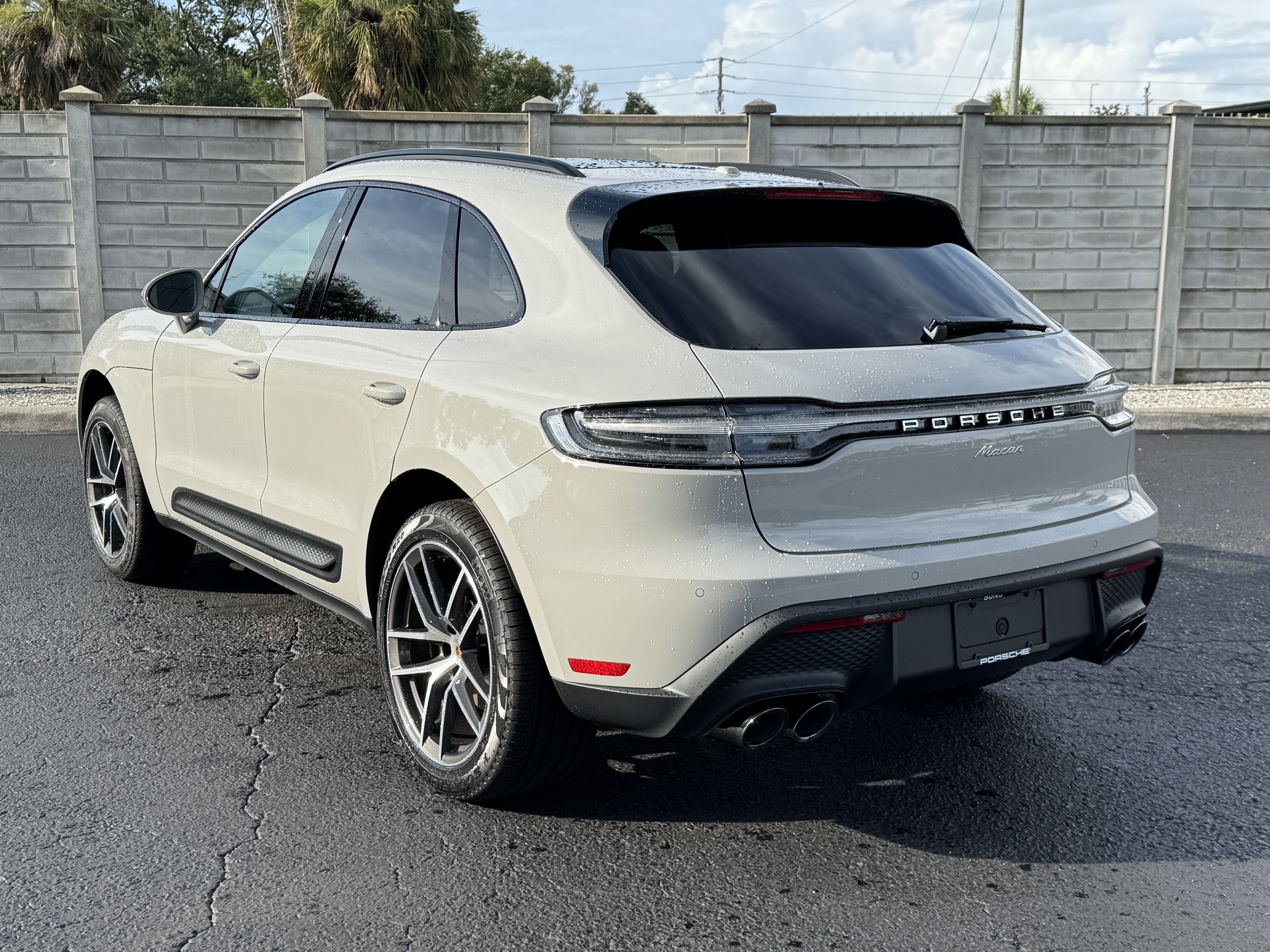 New 2025 Porsche Macan image 3