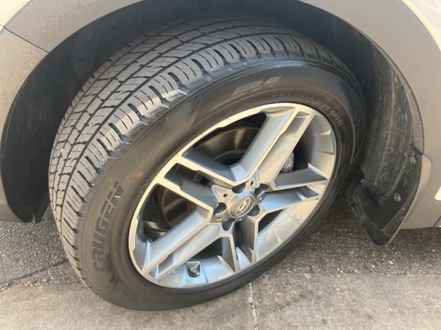 Used 2018 Hyundai Santa Fe Limited image 51