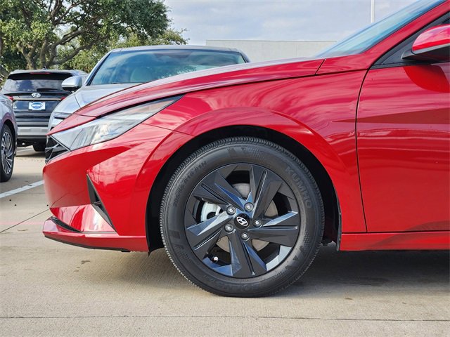 Certified 2023 Hyundai Elantra SEL image 6