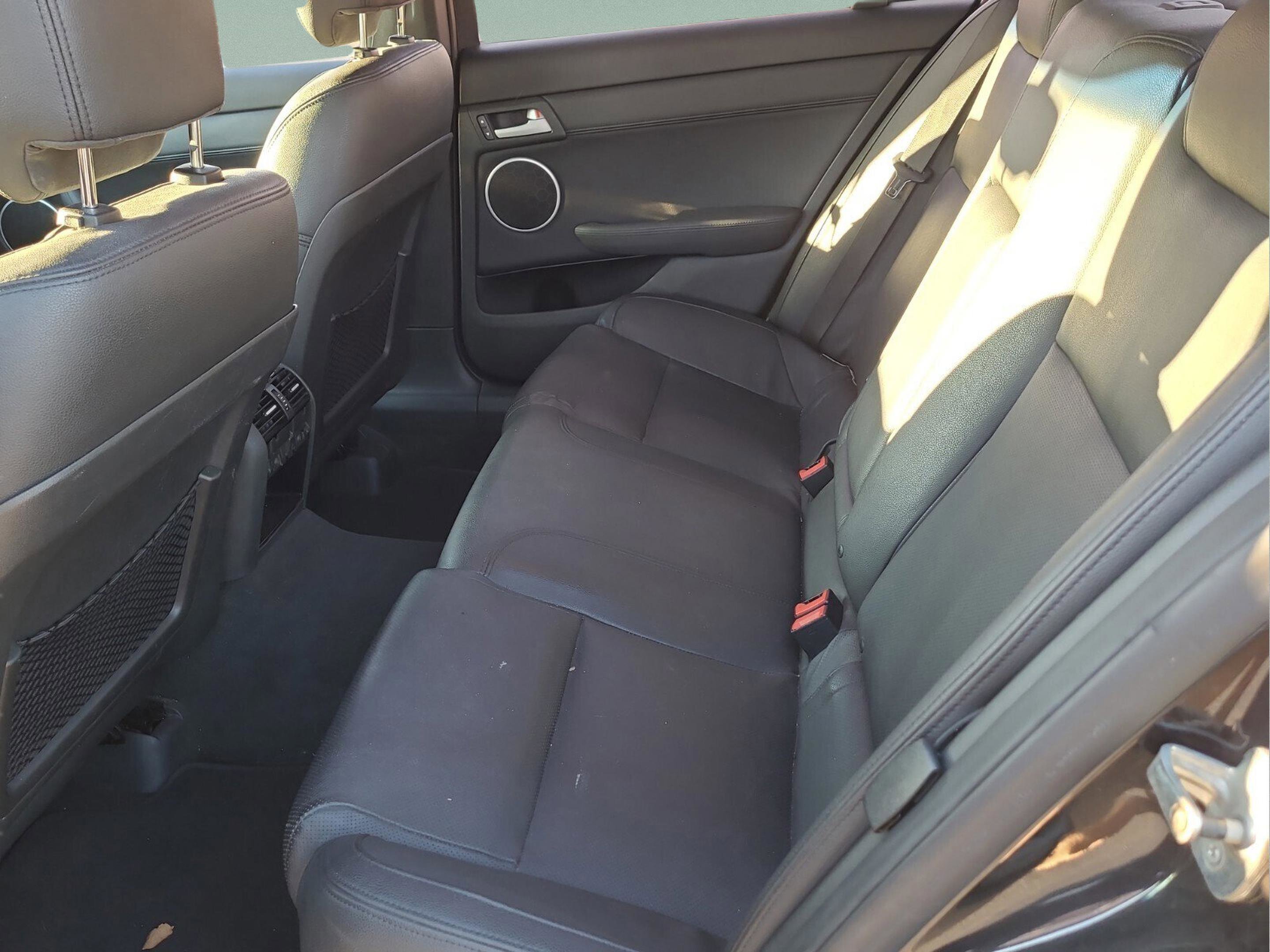 Used 2008 Pontiac G8 GT w/ Premium Package image 9