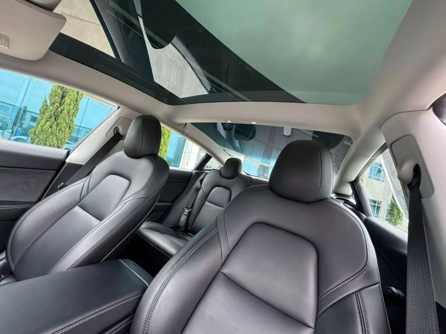 Used 2023 Tesla Model 3 Standard Range RWD image 8