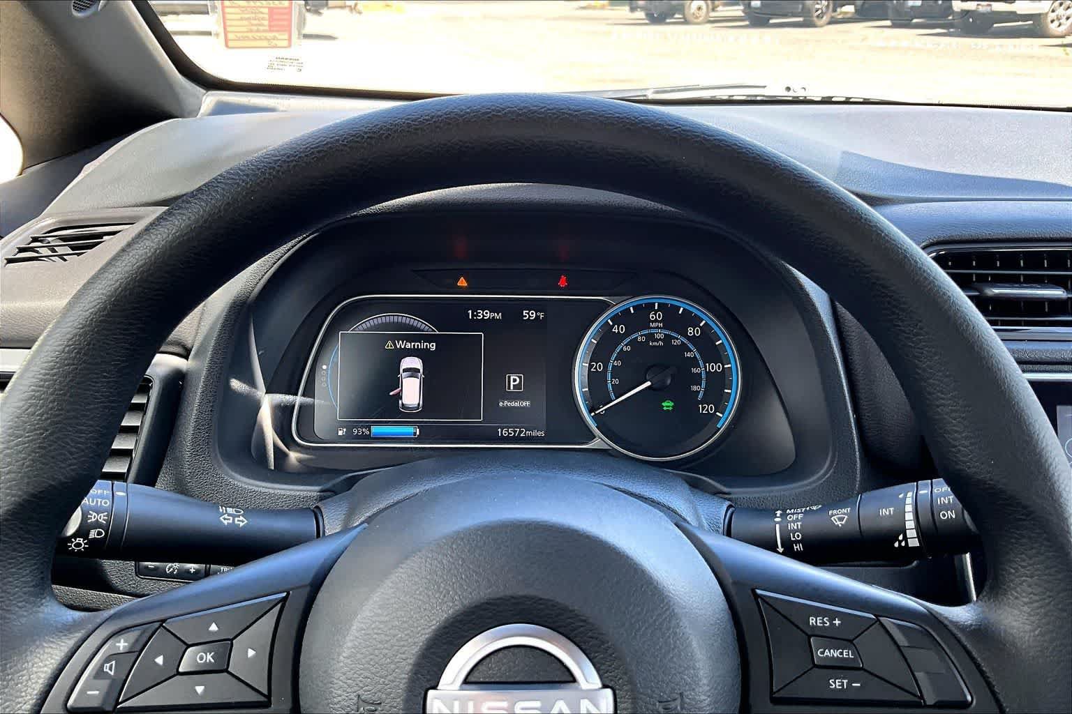 Used 2024 Nissan Leaf S FWD image 18