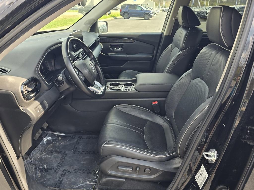 Used 2024 Honda Pilot Elite image 13
