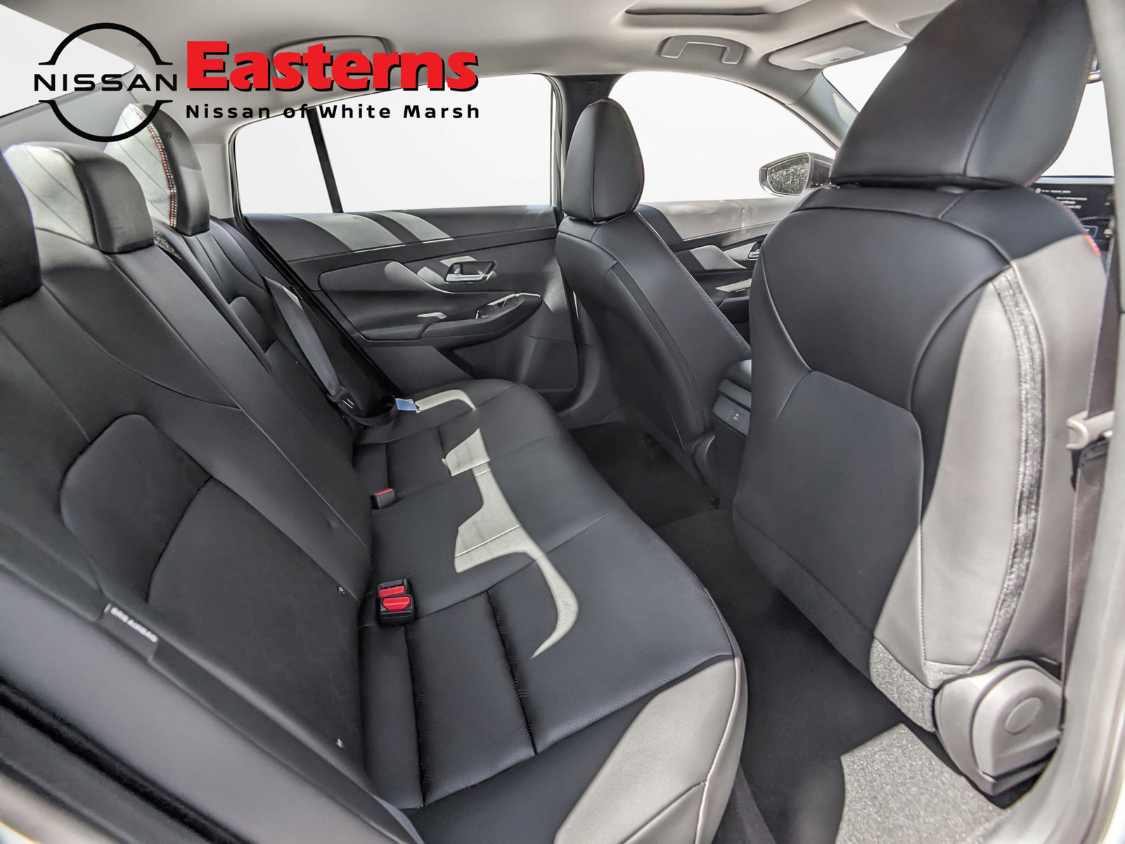 New 2027 Nissan Sentra SR w/ SR Premium Package FWD image 22