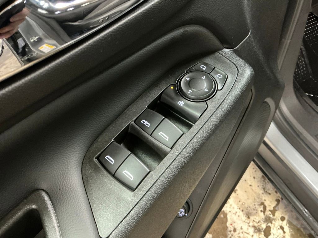 Used 2024 Chevrolet Equinox LT image 12