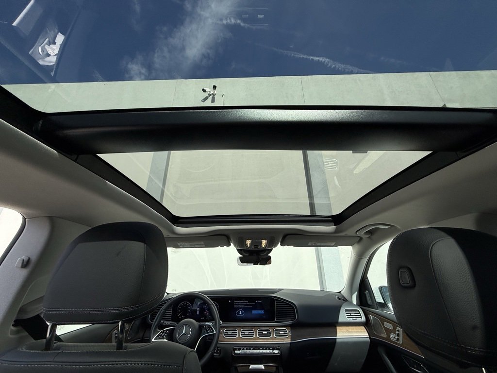 Used 2025 Mercedes-Benz GLE 350 4MATIC image 6