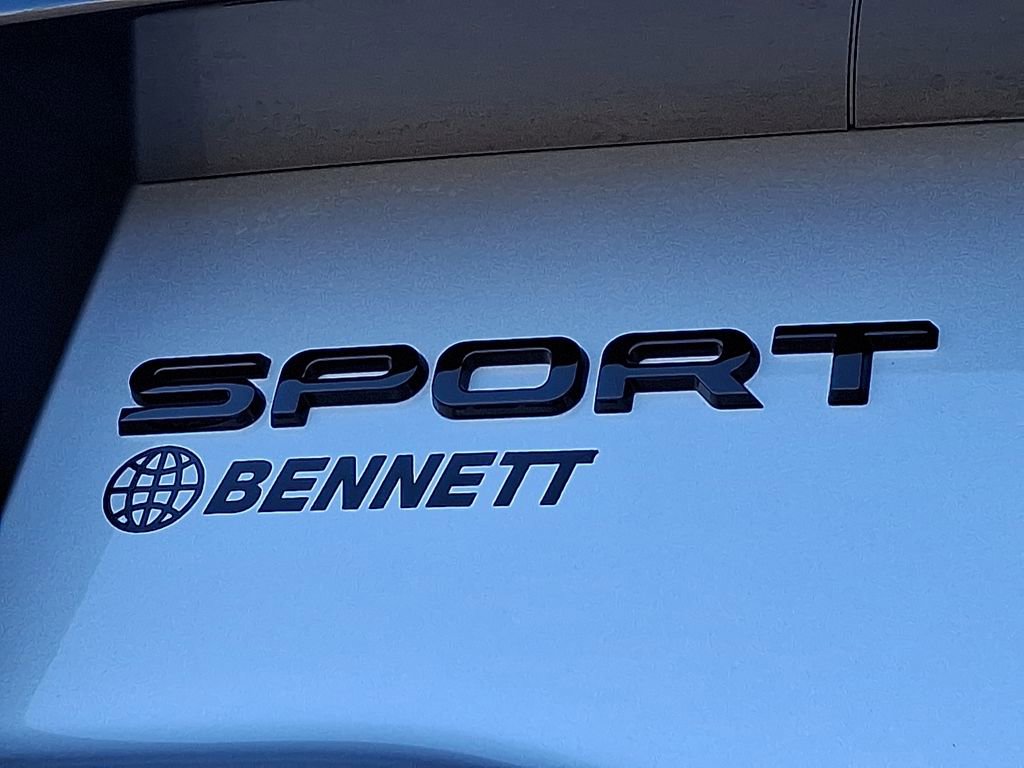 New 2025 Land Rover Discovery Sport Dynamic SE image 18