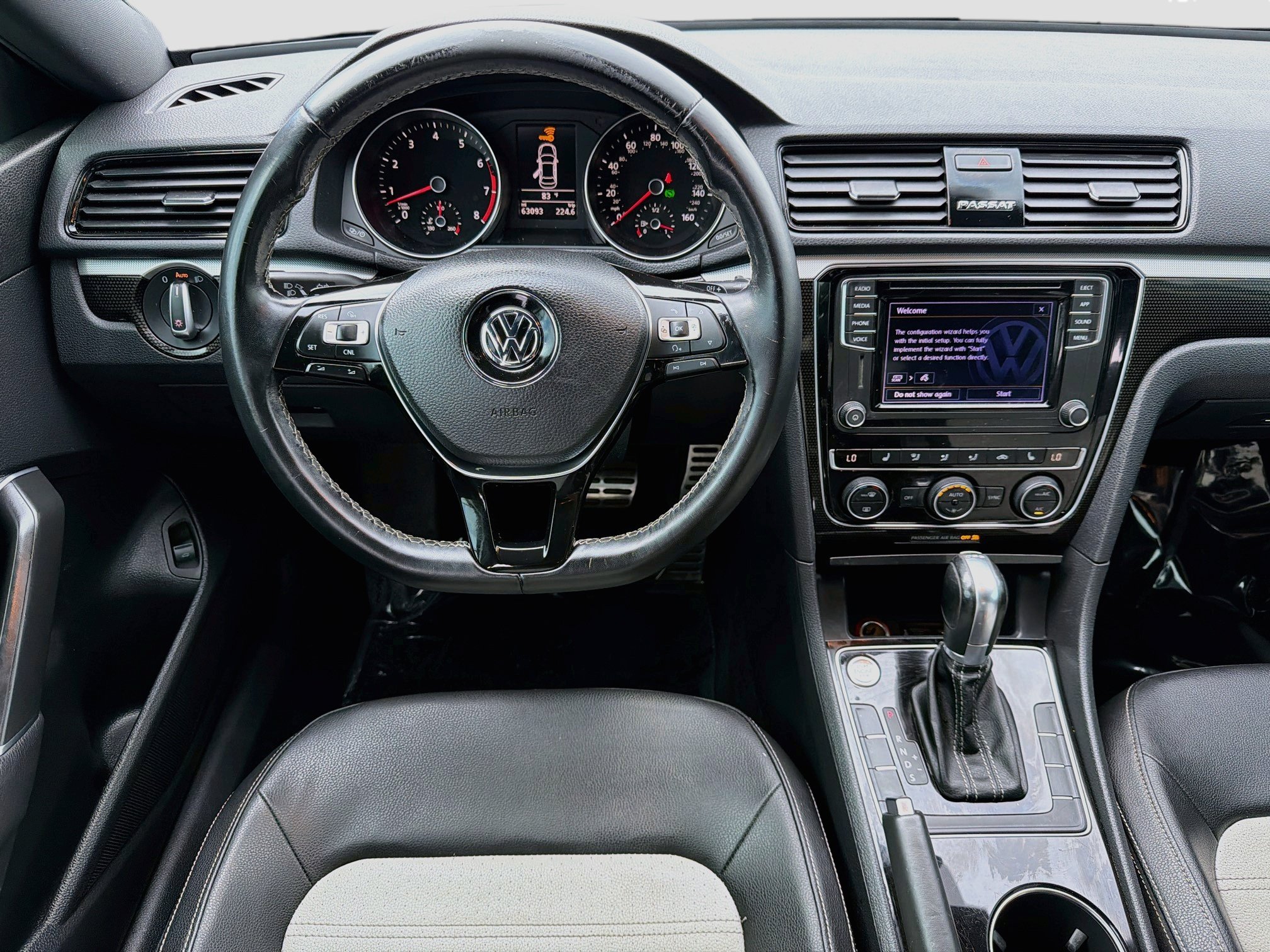 Used 2018 Volkswagen Passat GT FWD image 16