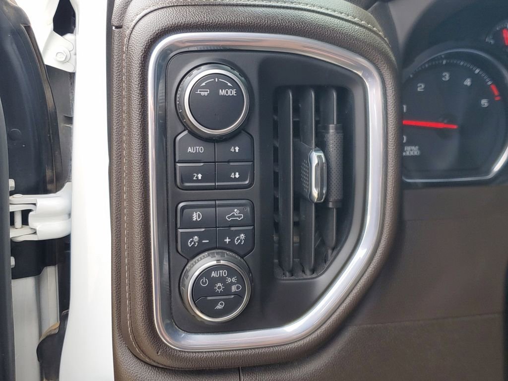 Used 2022 Chevrolet Silverado 2500 LTZ w/ LTZ Texas Edition AWD/4WD image 22