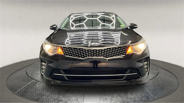 Used 2018 Kia Optima S w/ 18" Alloy Wheels Package image 3