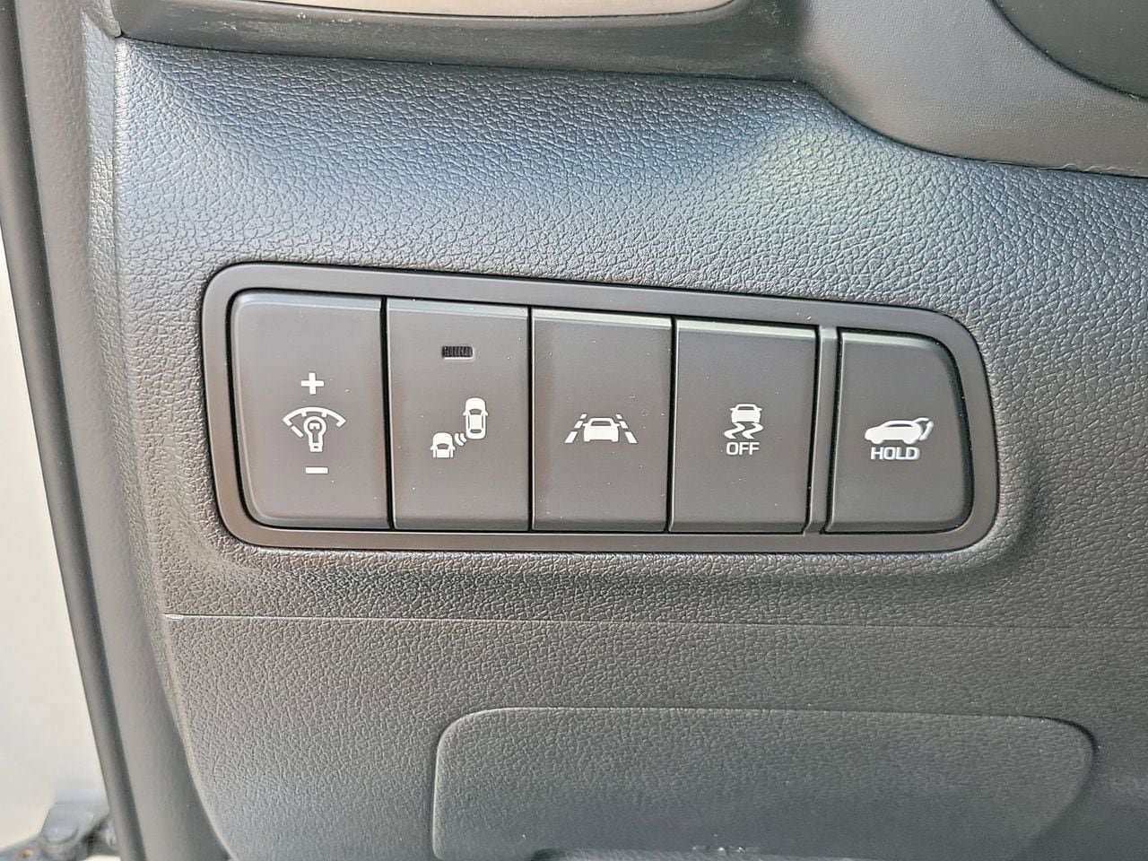 Used 2019 Hyundai Tucson Ultimate w/ Cargo Package FWD image 31