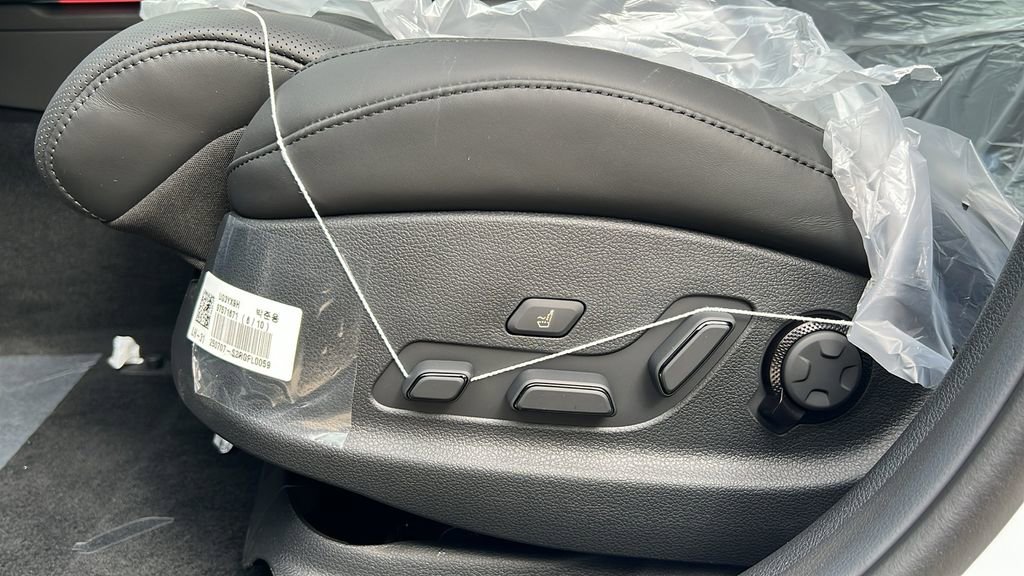 New 2026 Genesis G80 3.5T Prestige image 22