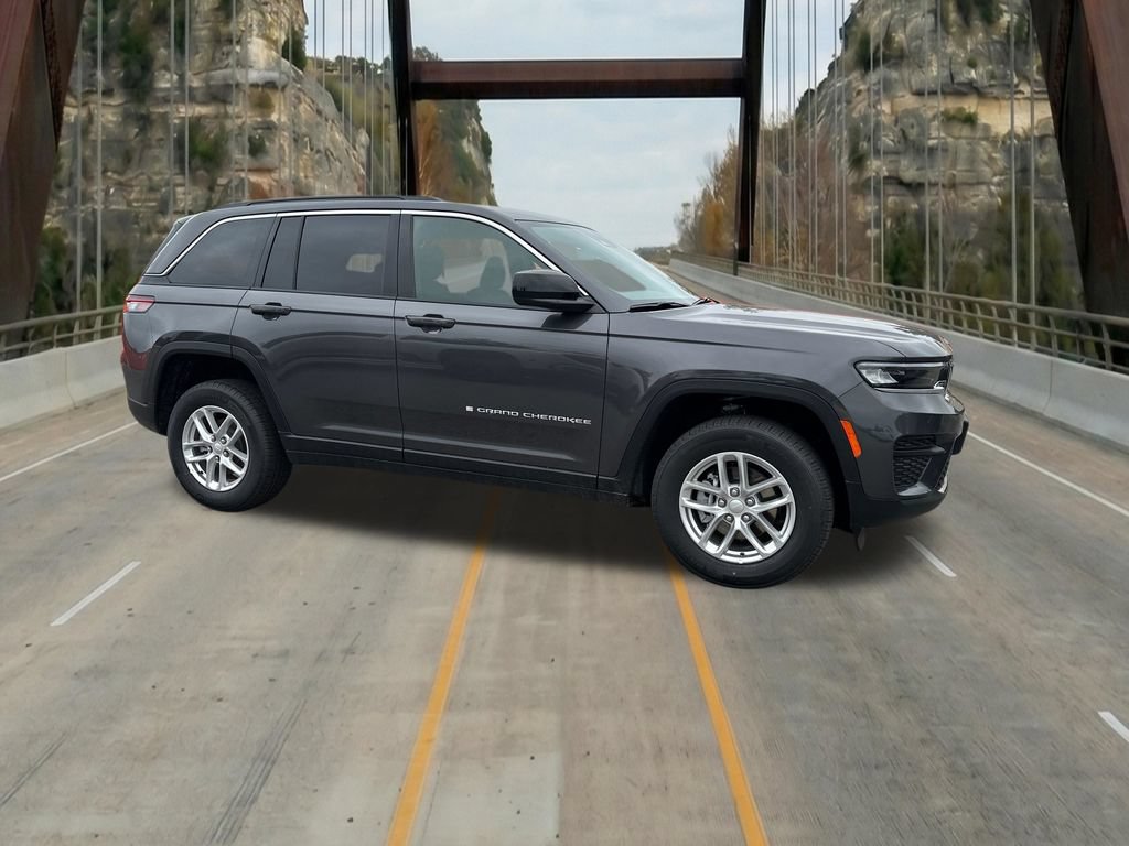 New 2026 Jeep Grand Cherokee Laredo RWD image 15