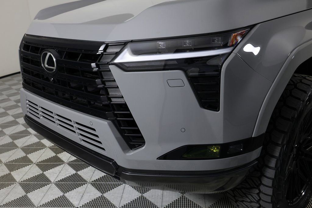 Used 2025 Lexus GX 550 w/ Accessory Package (Z1) image 47