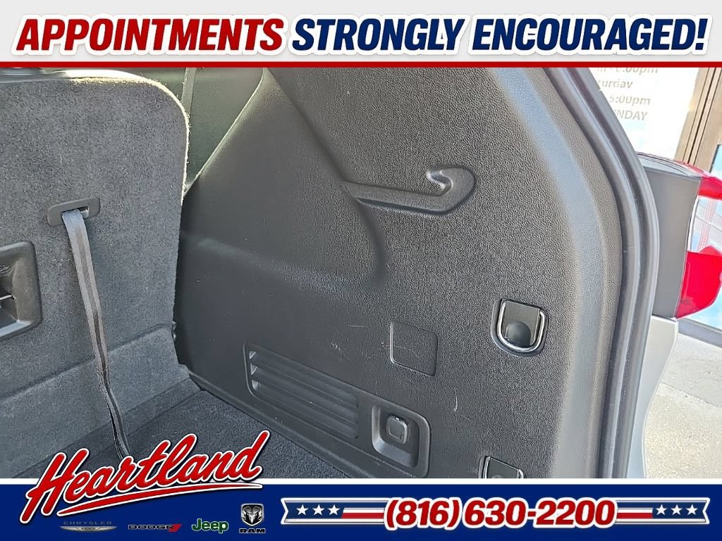 Used 2021 Chevrolet Traverse Premier AWD/4WD image 97