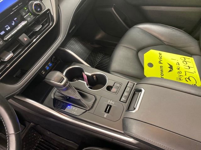 Used 2022 Toyota Highlander XLE image 21