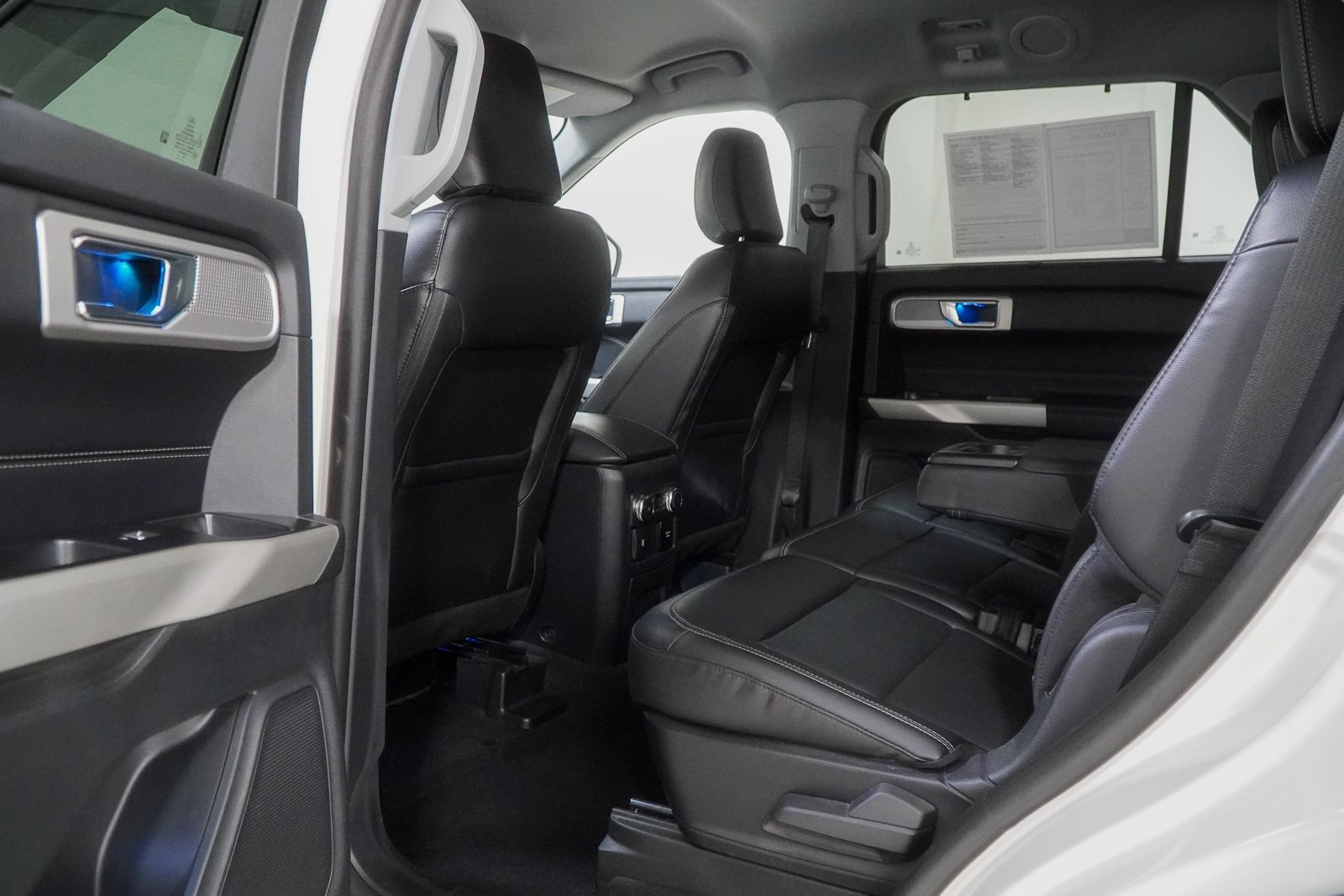 Used 2022 Ford Explorer Limited w/ Equipment Group 301A image 51