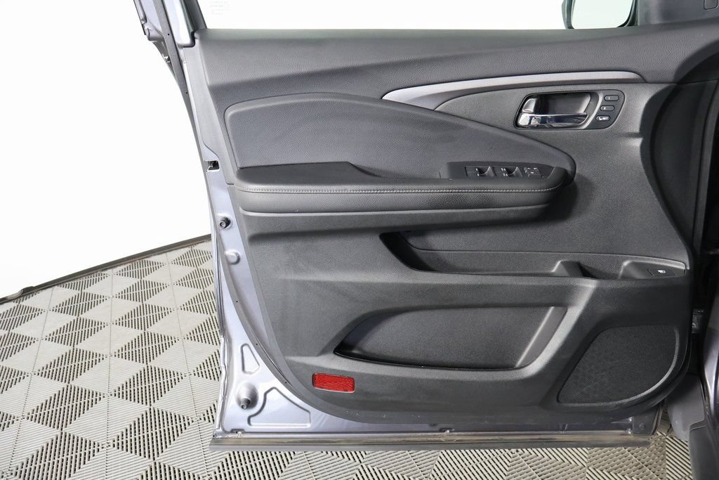 Used 2023 Honda Ridgeline RTL image 12