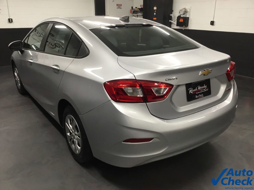 Used 2019 Chevrolet Cruze LS w/ LS Fleet Convenience Package image 7