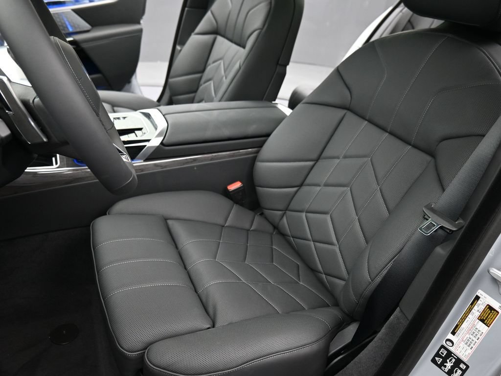 New 2026 BMW 740i xDrive w/ Executive Package AWD/4WD image 11