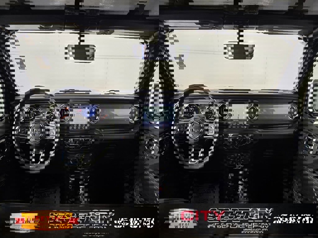 Used 2023 Jeep Wrangler Sahara image 28