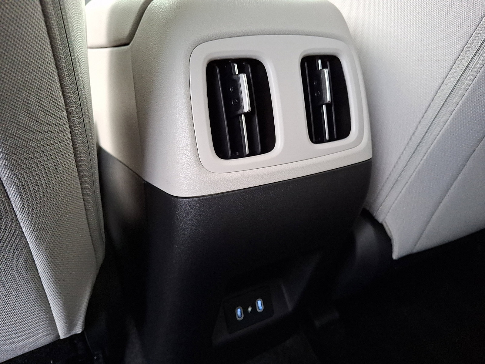 Used 2026 Hyundai Tucson SEL image 12