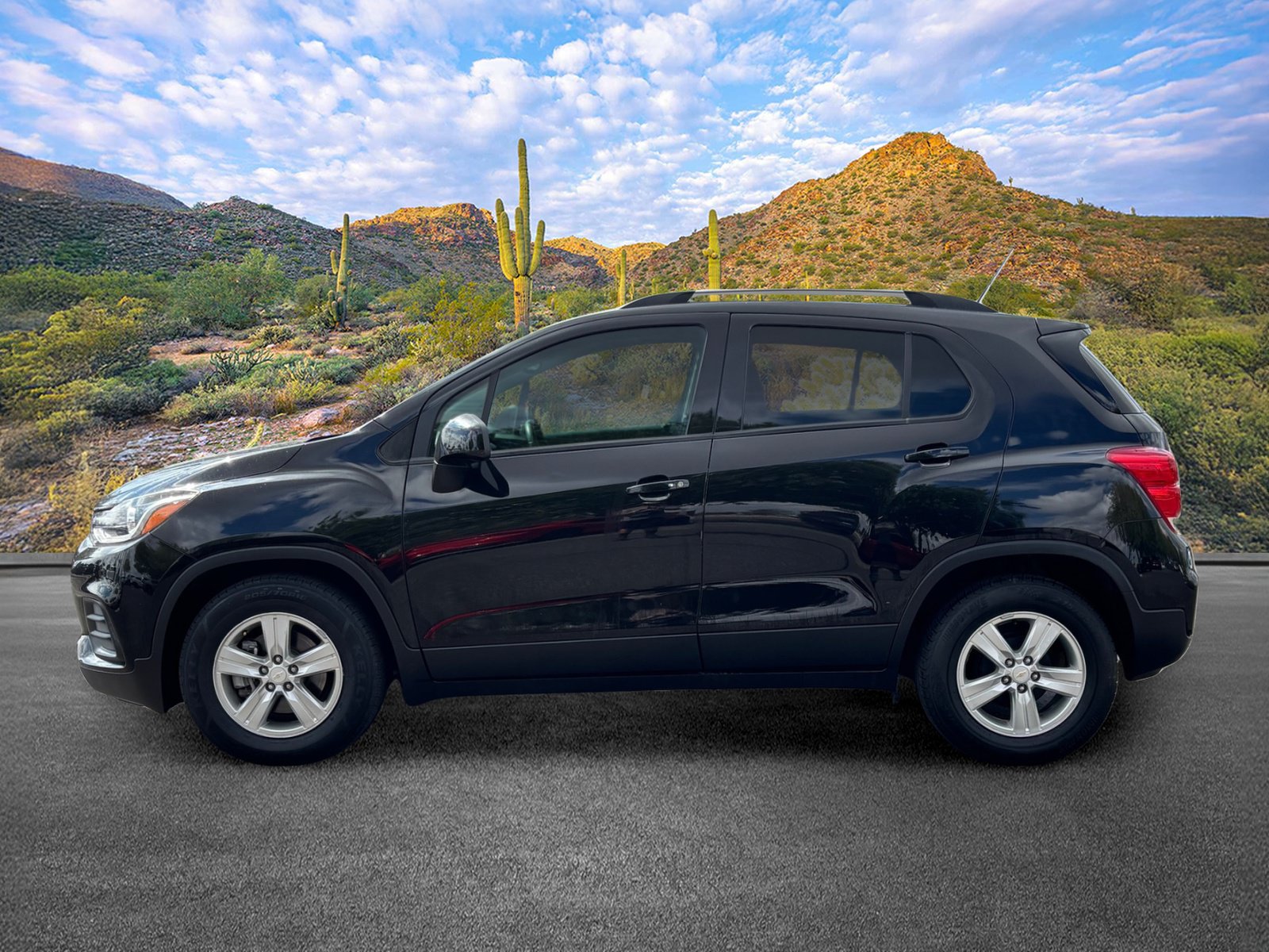 Used 2022 Chevrolet Trax LT w/ LT Convenience Package FWD image 7