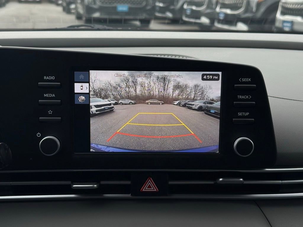 Used 2024 Hyundai Elantra SE image 30