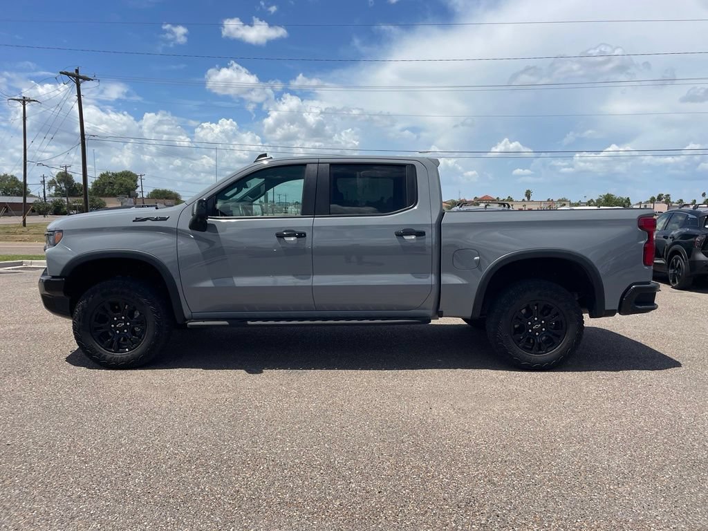 Used 2024 Chevrolet Silverado 1500 ZR2 w/ Technology Package AWD/4WD image 4