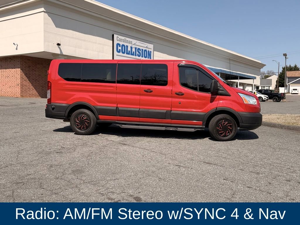 Used 2023 Ford Transit 350 XLT image 2