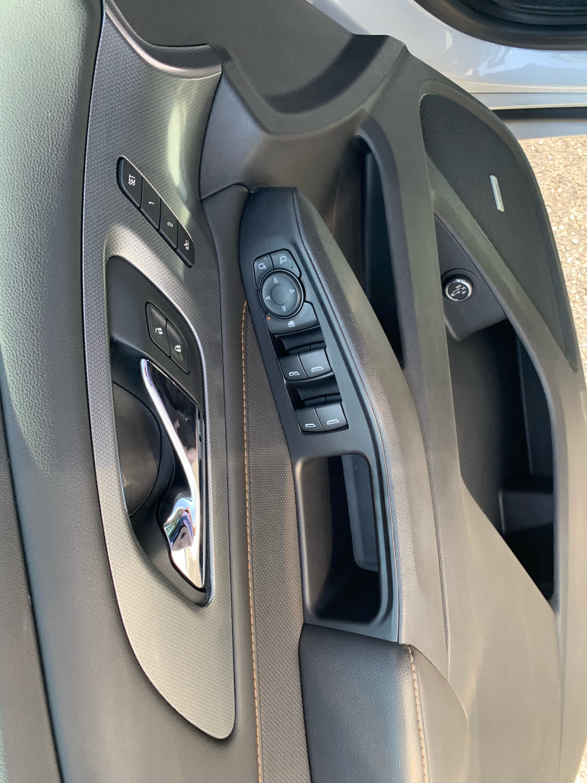 Used 2020 Chevrolet Traverse Premier AWD/4WD image 13