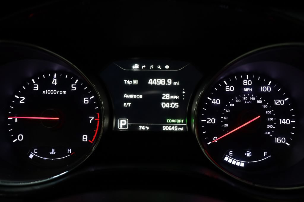 Used 2016 Kia Sedona SX FWD image 47