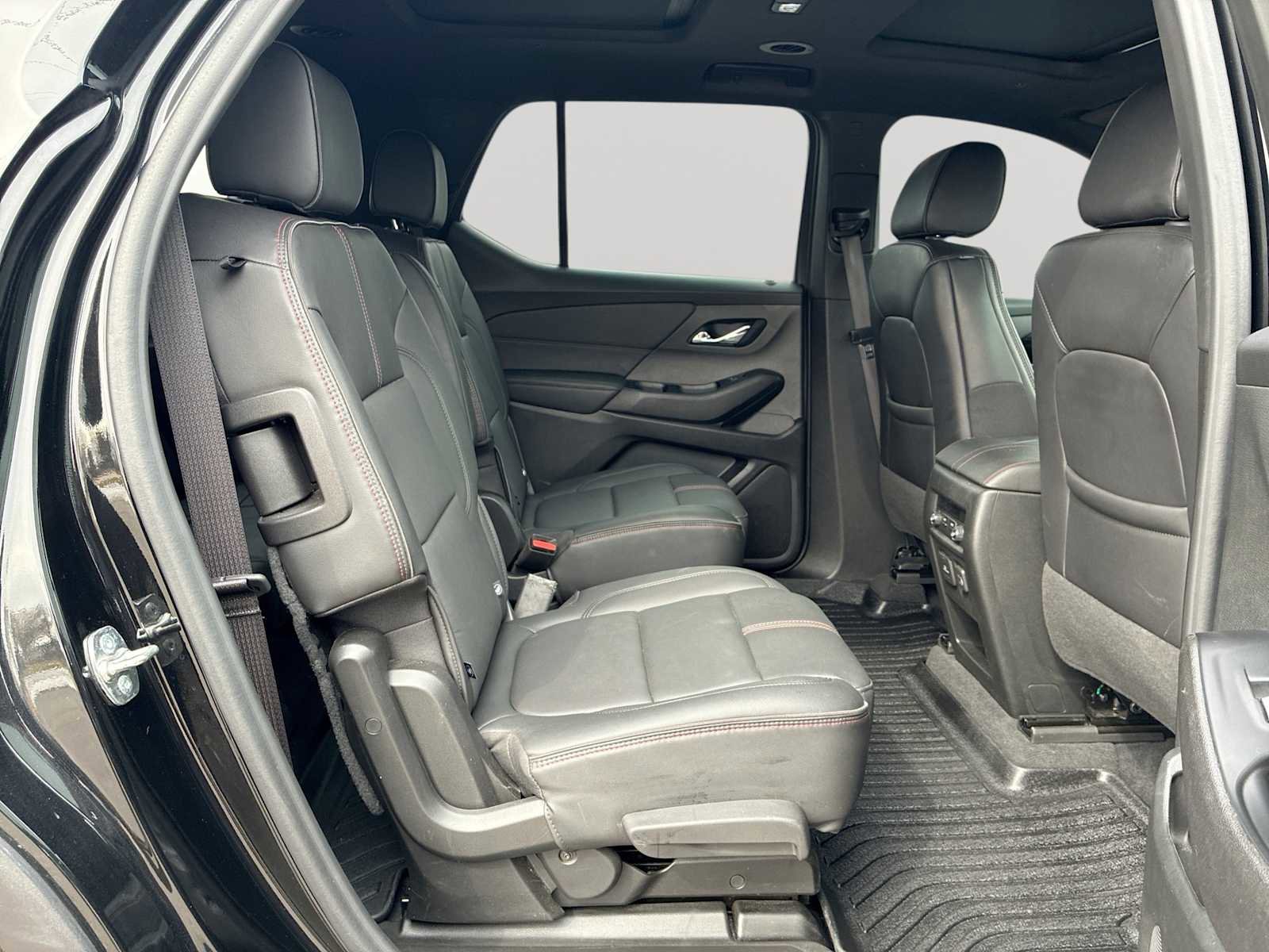 Certified 2023 Chevrolet Traverse RS image 28