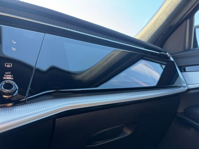 Used 2024 Jeep Wagoneer Launch Edition image 23