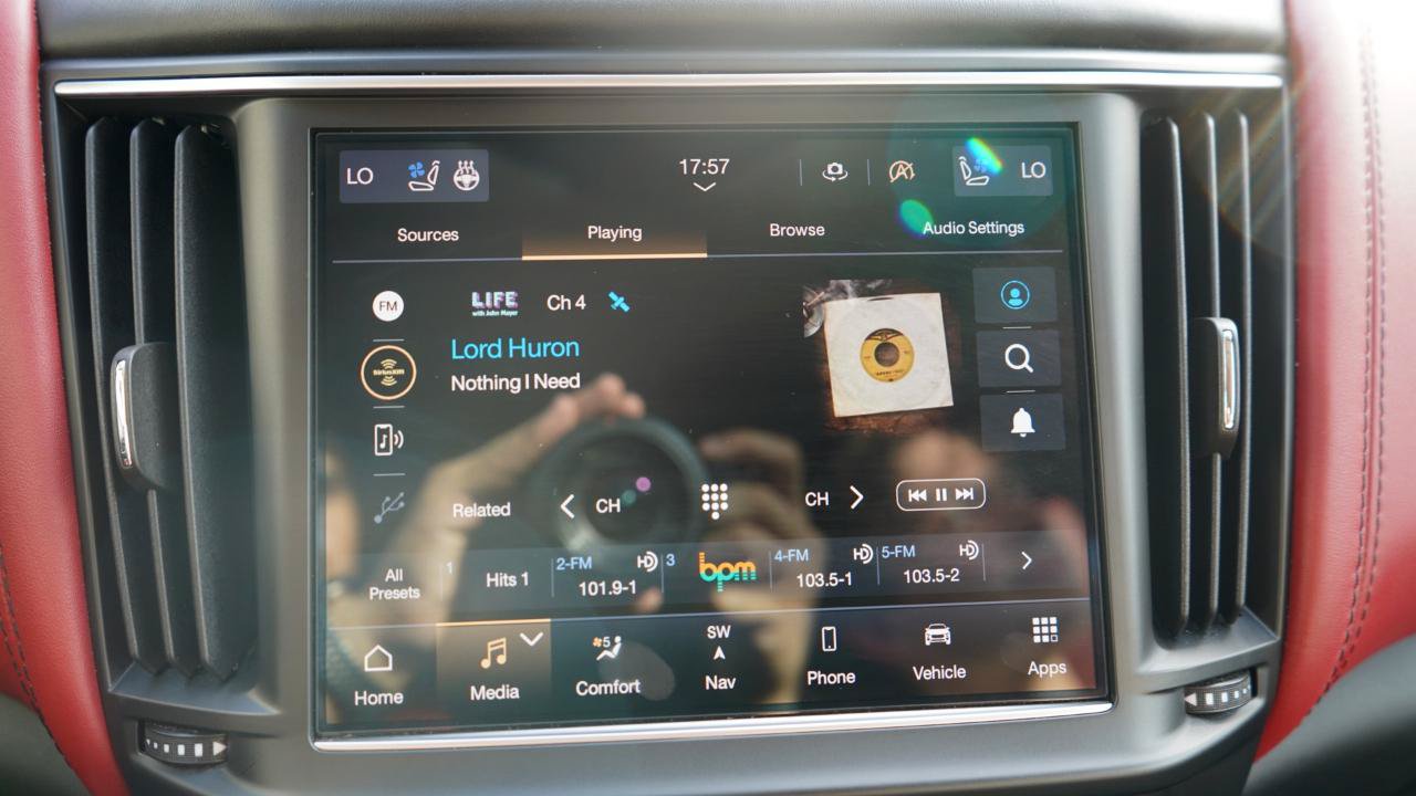 Used 2023 Maserati Levante Modena AWD/4WD image 75