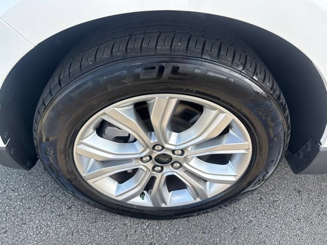 Used 2023 Ford Edge Titanium AWD/4WD image 12